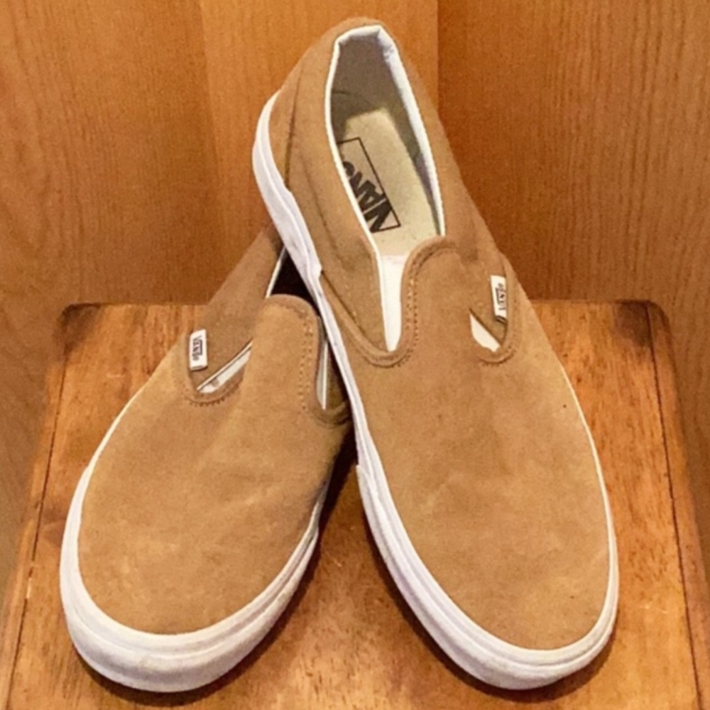 1DAY SALE PRICE 🍂 Vans Tan Slip-On Sneakers